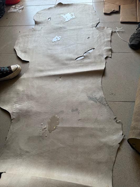 ナイジェリア産の革の進捗! 無事に届きました